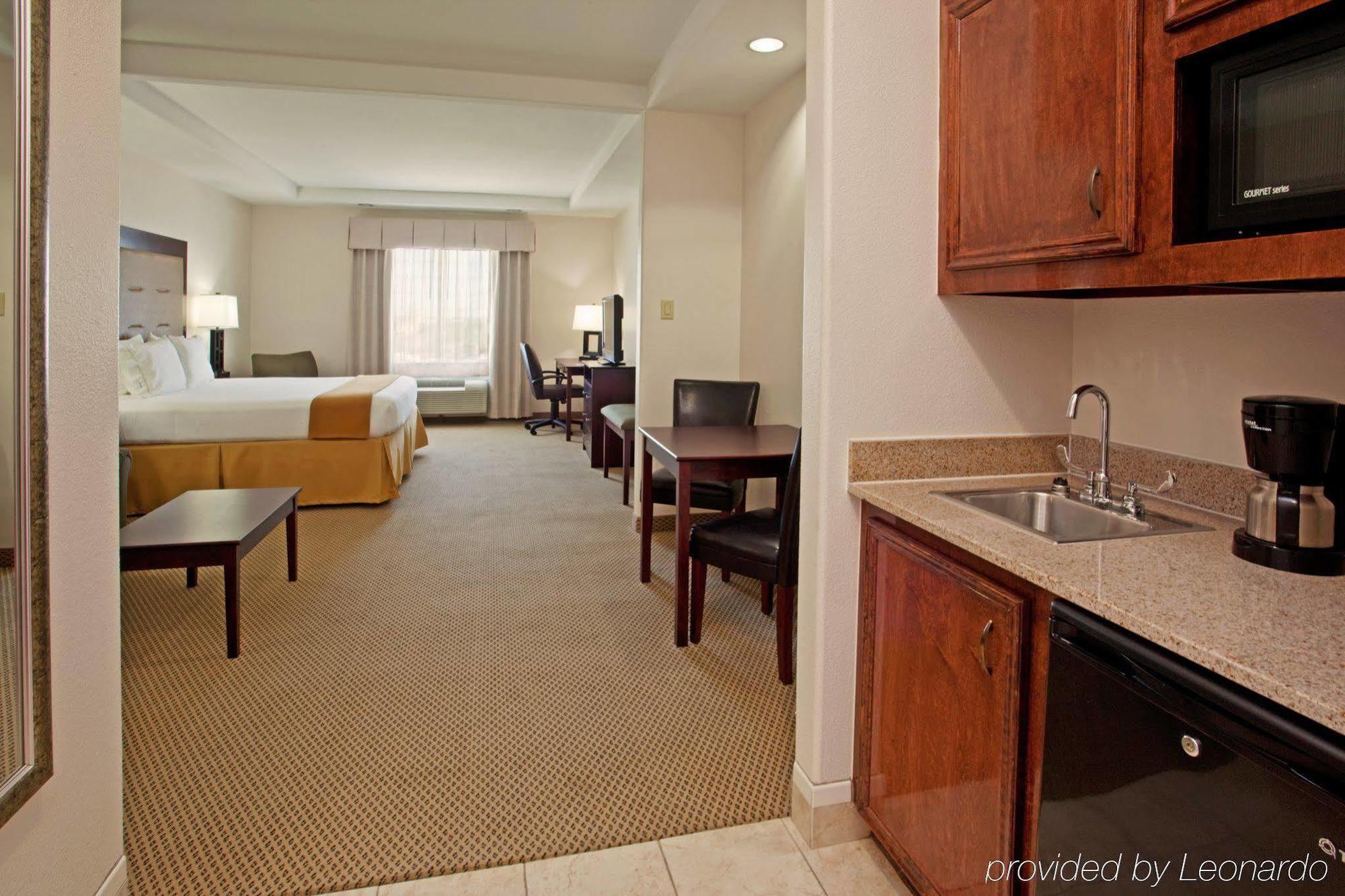 Holiday Inn Express Texas City, An Ihg Hotel Exterior photo